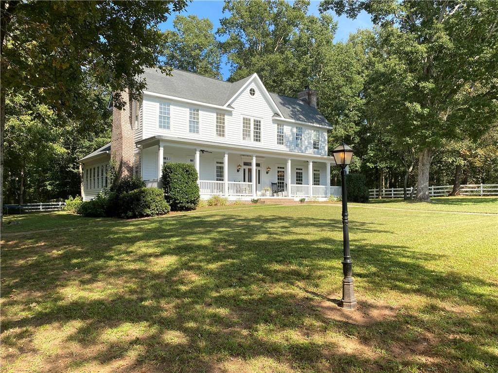 198 Hugo Drive - Photo 1
