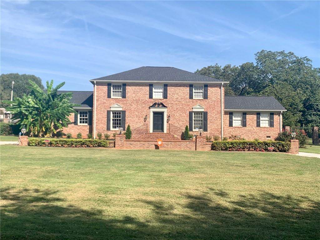 103 Clarendon Drive - Photo 1