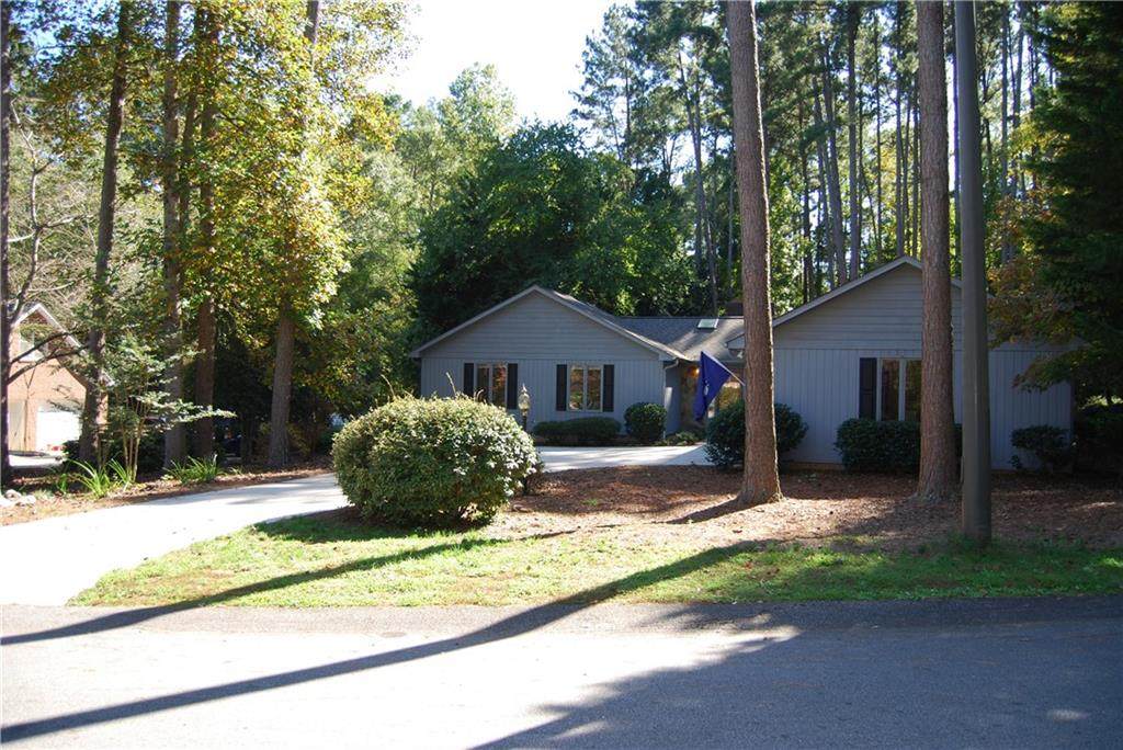 284 Stonehaven Way - Photo 1