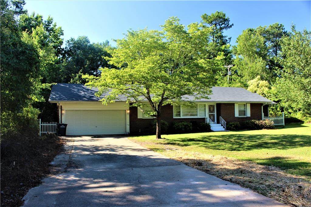 222 Bedford Forest Avenue - Photo 1