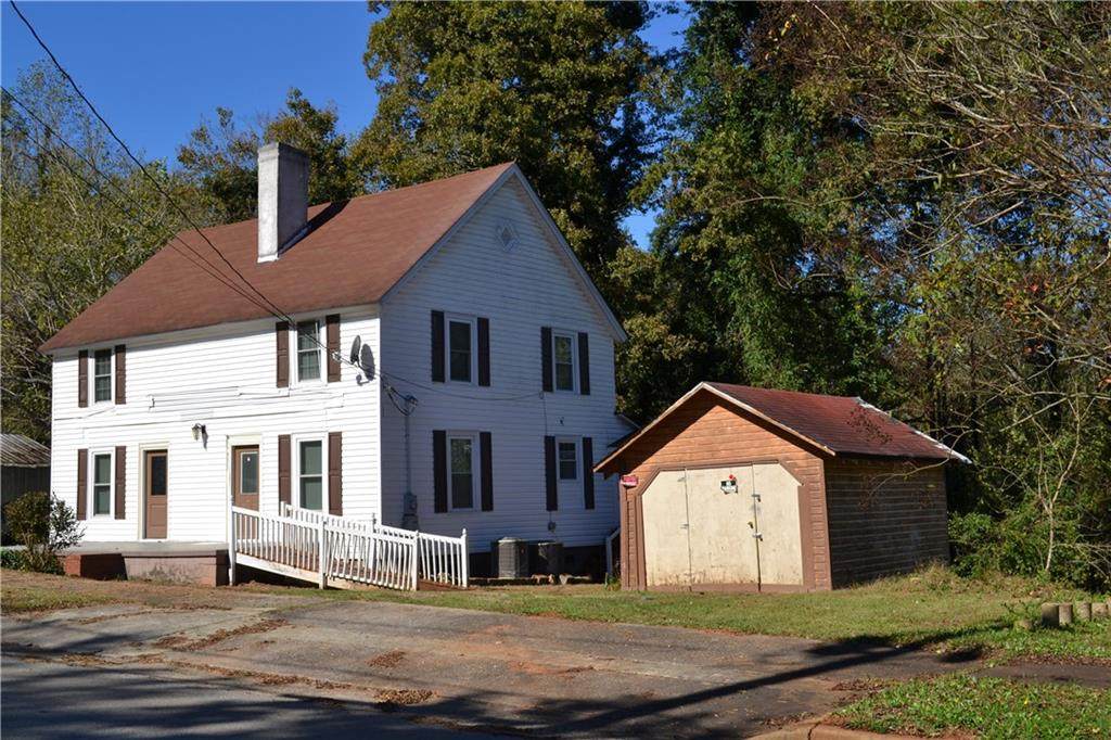 533 Broadway Street - Photo 1