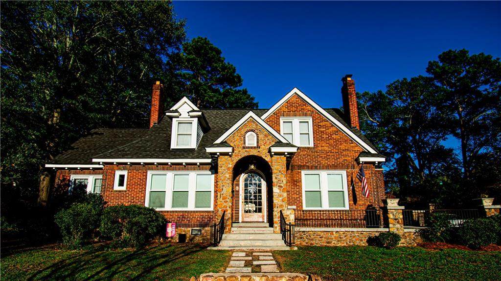 2304 North Avenue - Photo 1