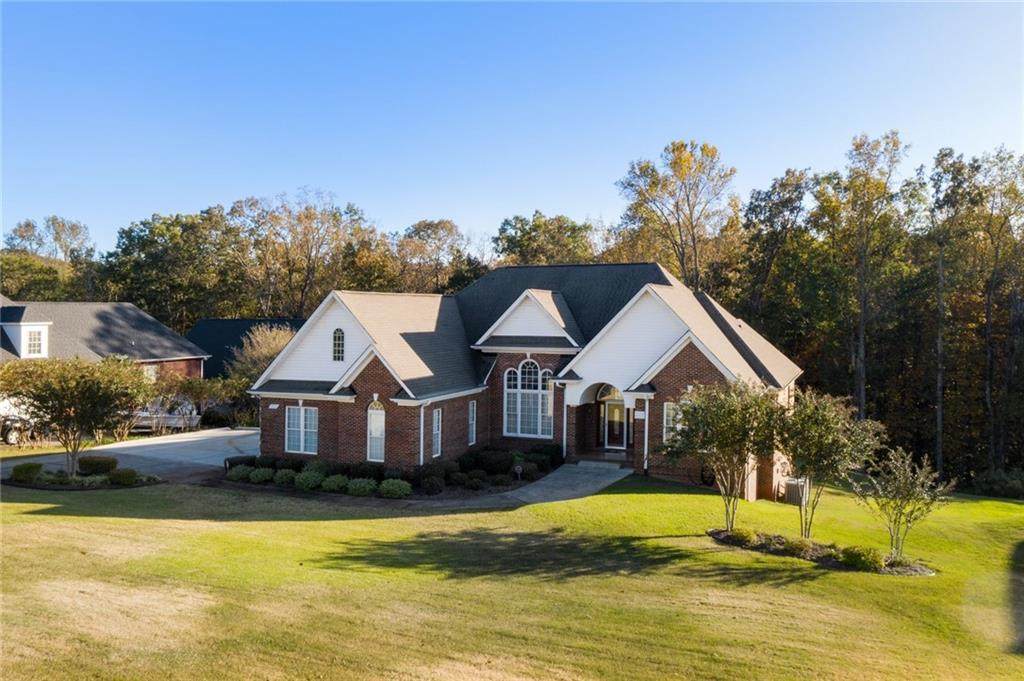 113 Topsail Drive - Photo 1