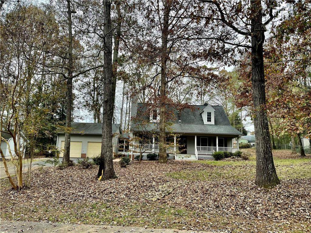 132 Fleetwood Drive - Photo 1