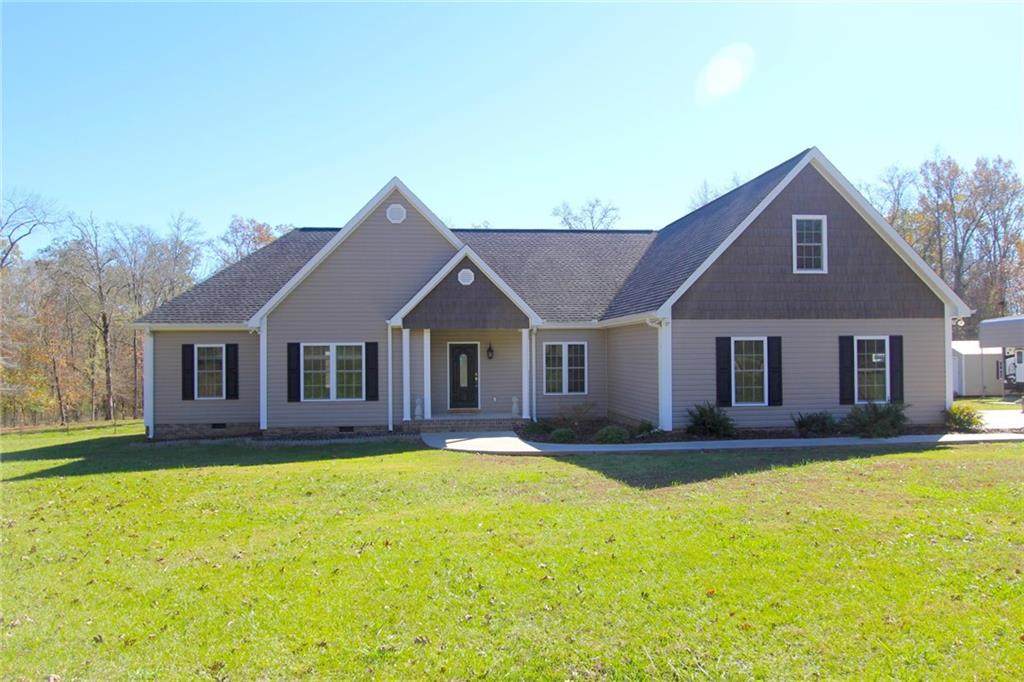 101 Oakridge Place - Photo 1