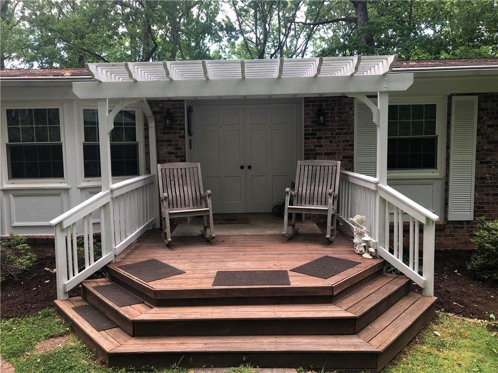 108 Shannon Drive - Photo 1