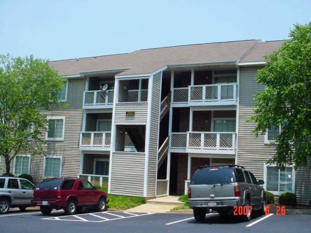 220 Elm Street - Photo 1