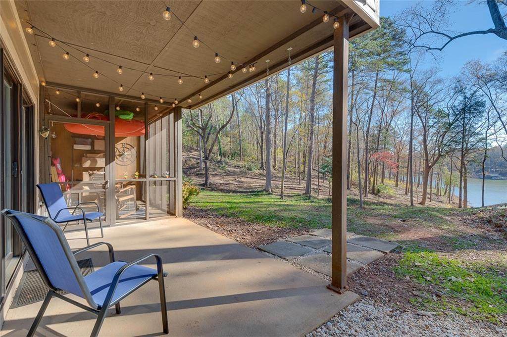 1702 Leeward Road - Photo 1