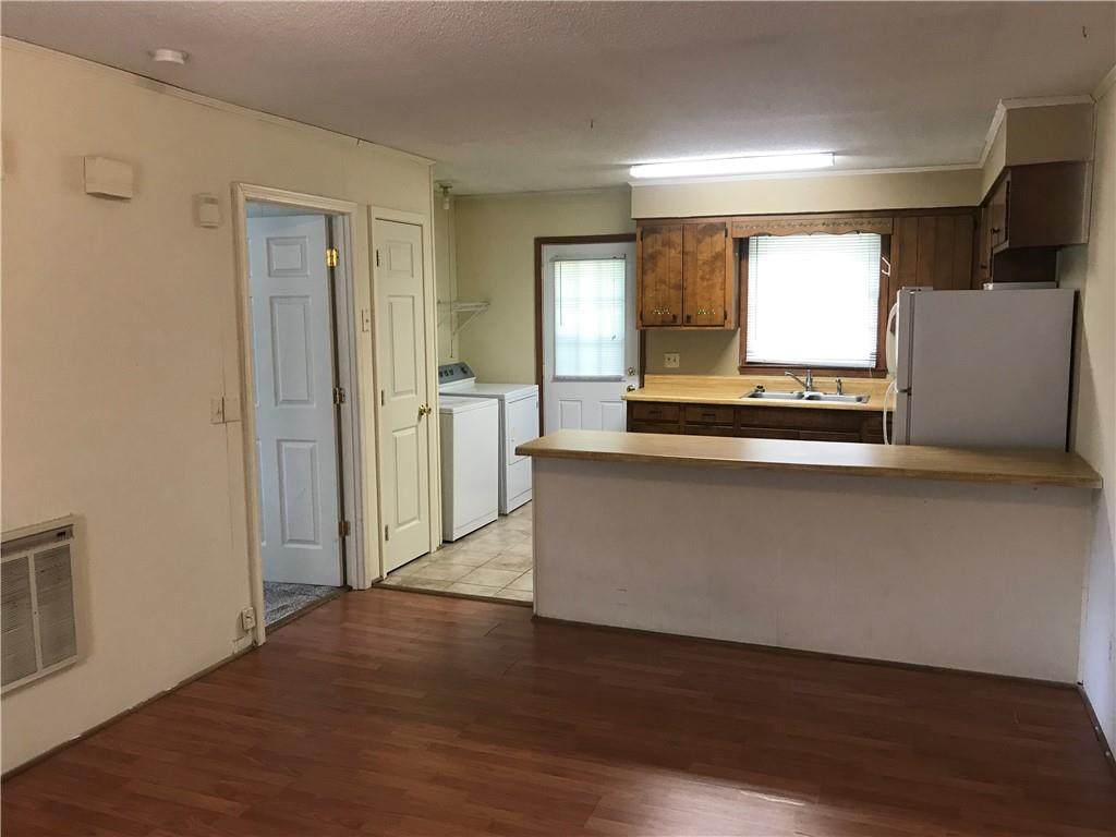 205 Charleston Avenue - Photo 1