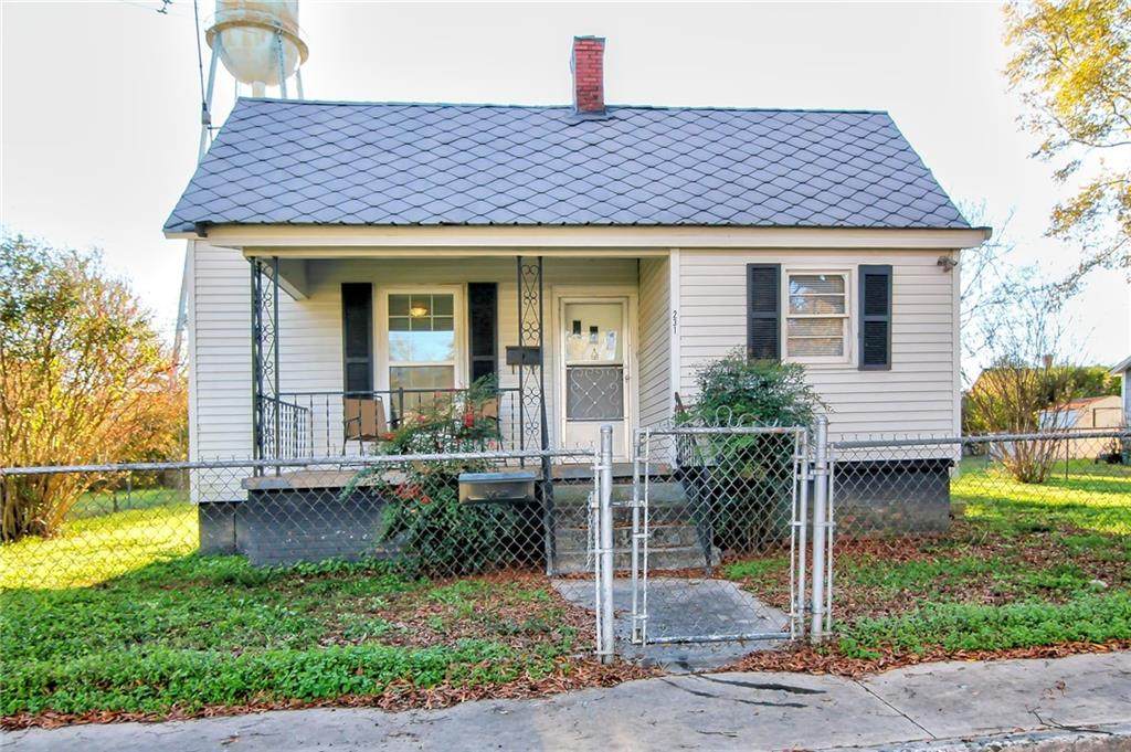 231 Oak Street - Photo 1