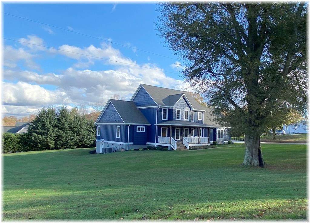 240 Deer Knoll Drive - Photo 1
