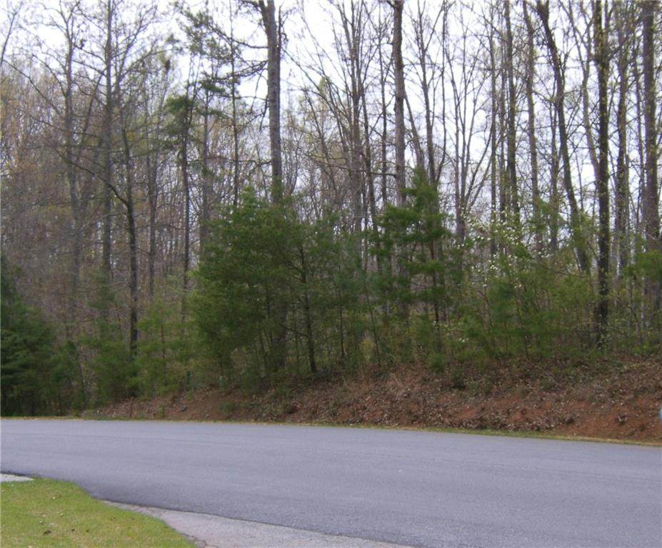 700 Cross Creek Drive - Photo 1
