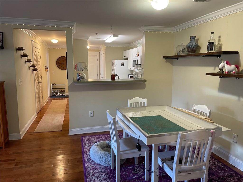 833 Old Greenville Highway - Photo 1