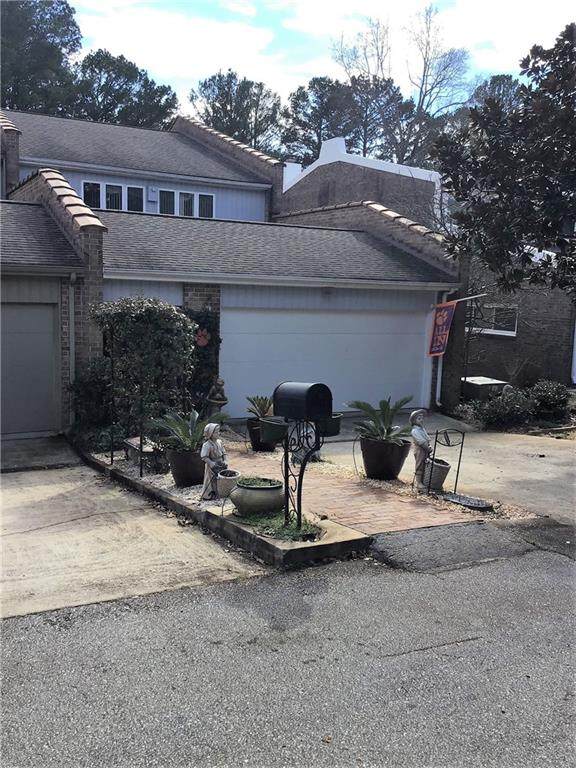 220 Holiday East Lane - Photo 1