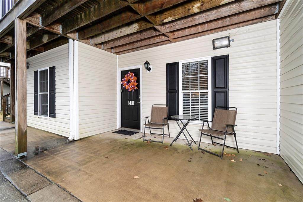 99 Wyatt Avenue - Photo 1