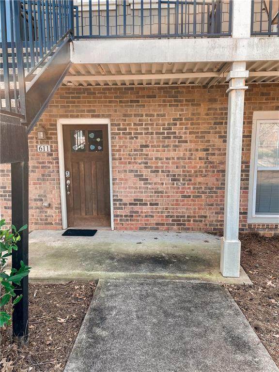 833 Old Greenville Highway - Photo 1