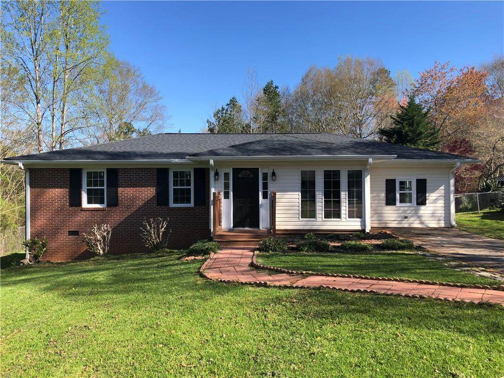 304 Evergreen Forest Drive - Photo 1