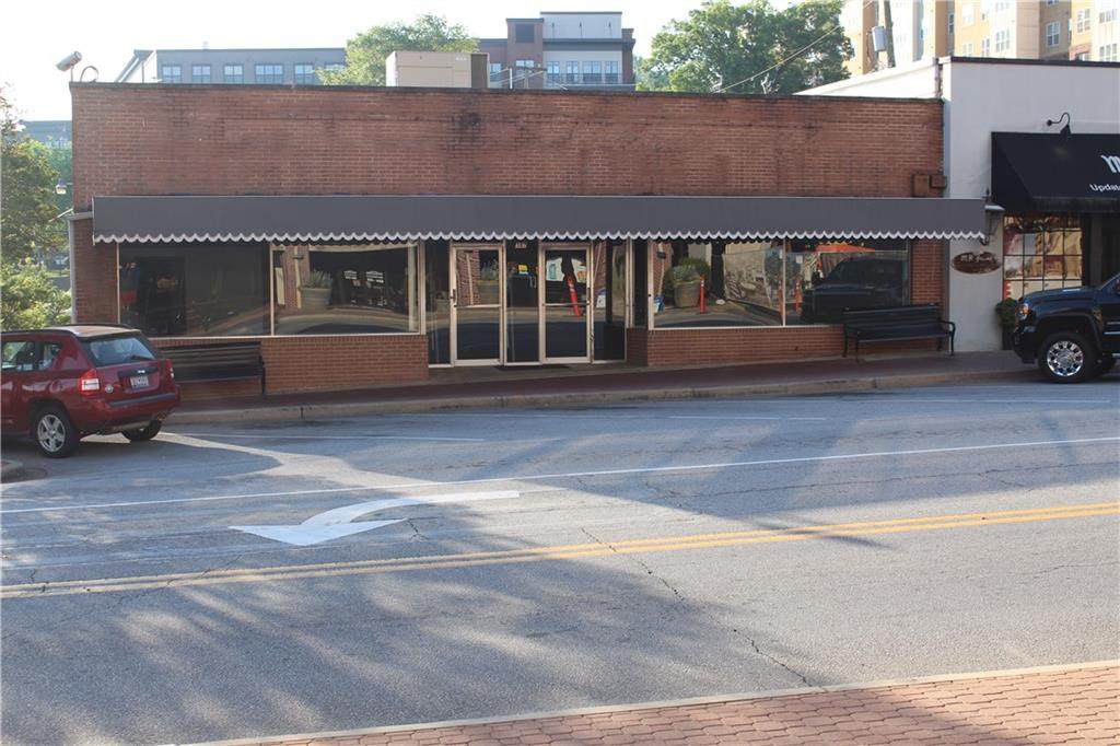 382 College Avenue - Photo 1