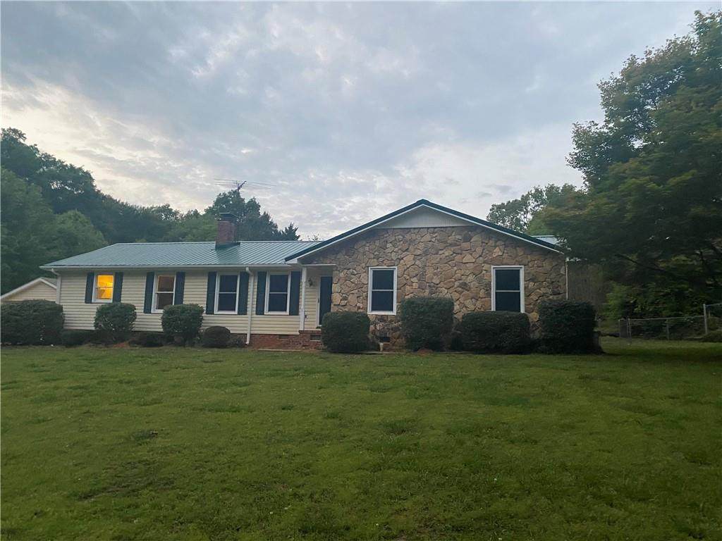 113 Olivarri Drive - Photo 1