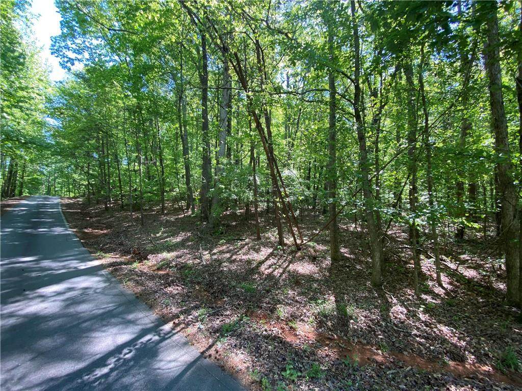 405 Arrowhead Drive - Photo 1