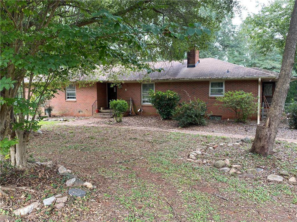 213 Mulberry Avenue - Photo 1