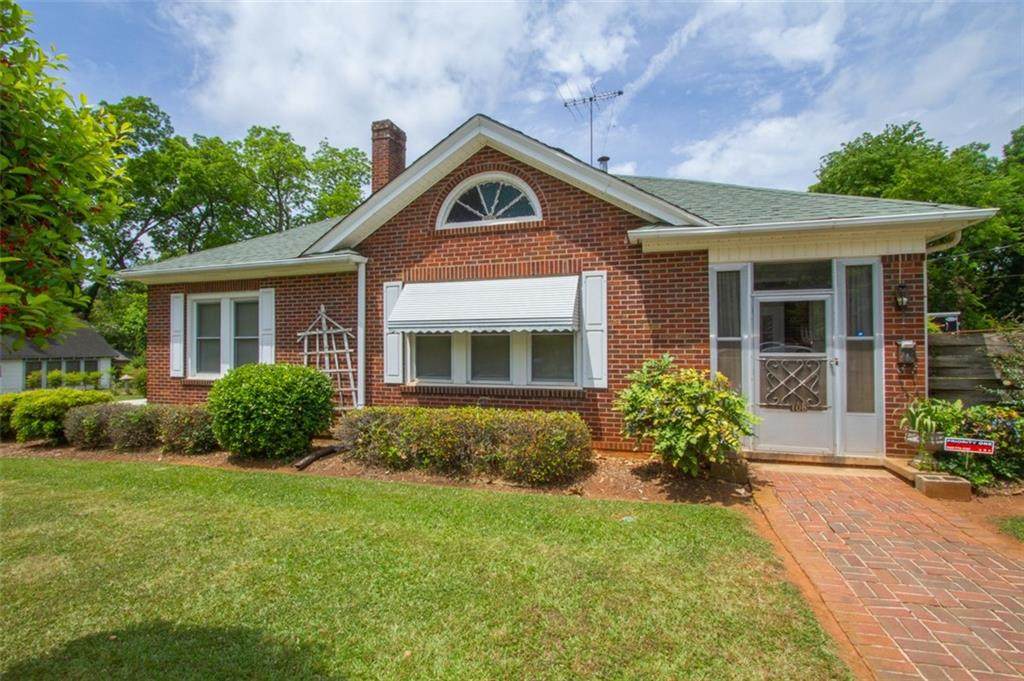 108 Rose Hill - Photo 1