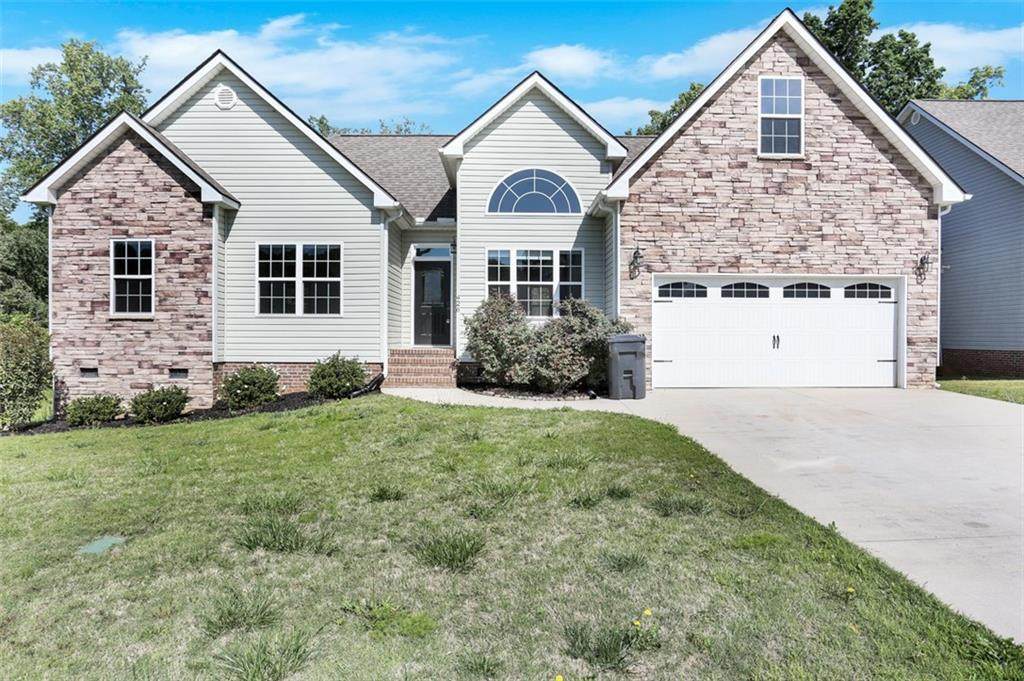 426 Winding Brook Court - Photo 1