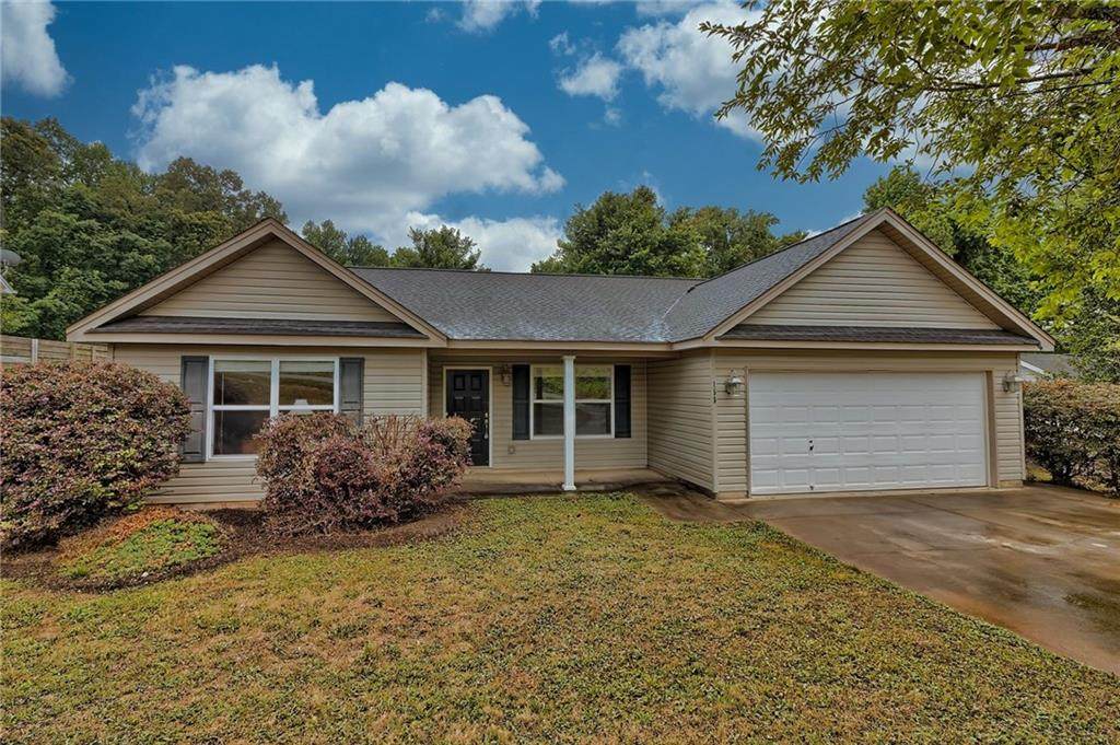155 Beverly Drive - Photo 1