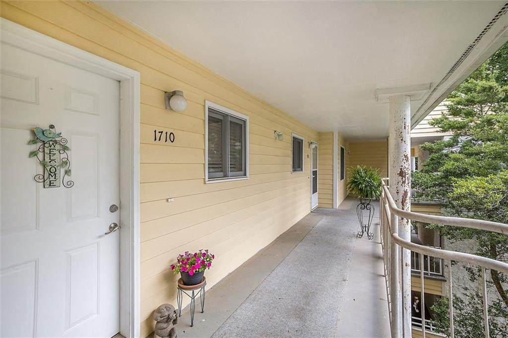 1710 Northlake Drive - Photo 1