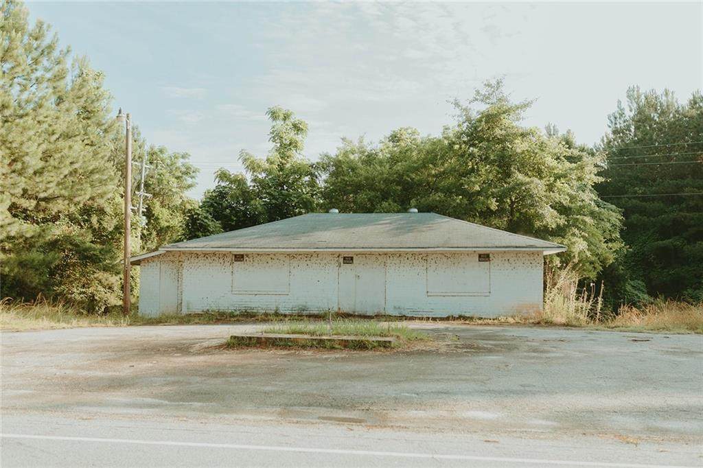 802 Sadlers Creek Road - Photo 1