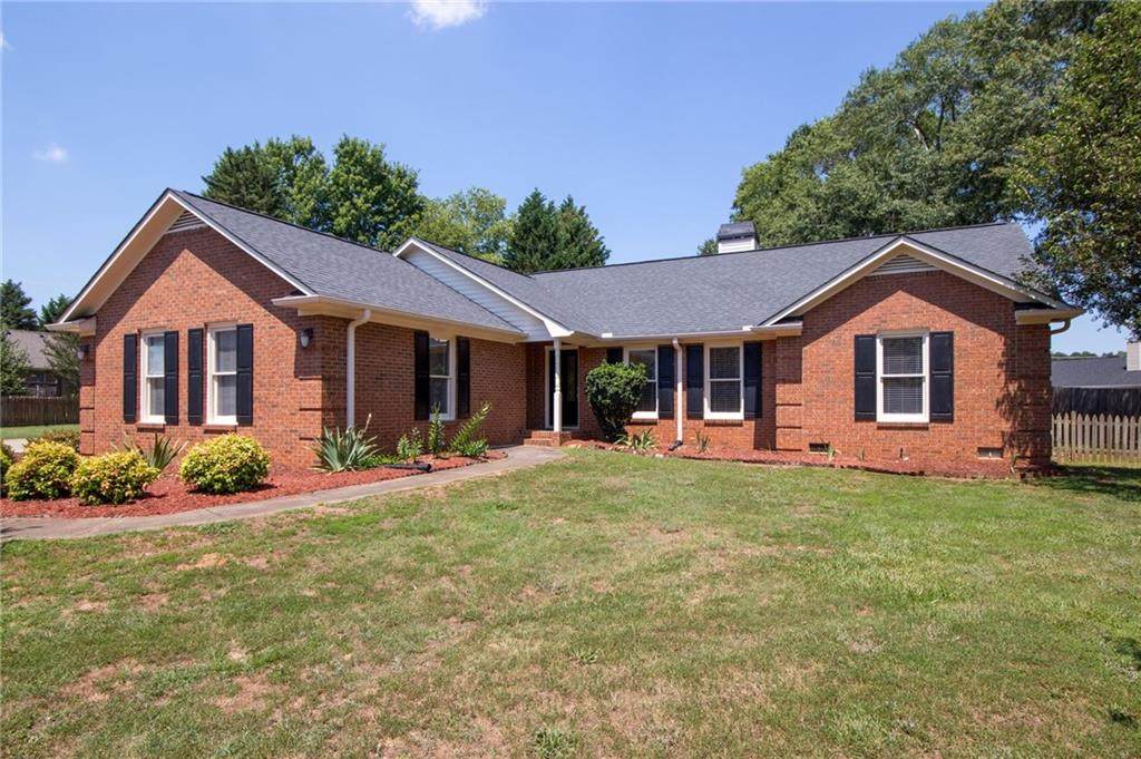 203 Canebrake Drive - Photo 1