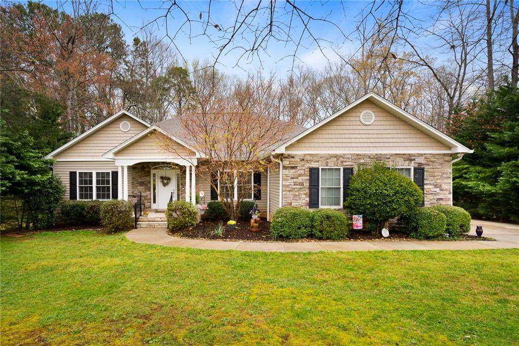 109 Ashley Road - Photo 1