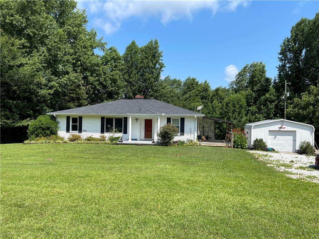 8143 West Oak Hwy. Highway - Photo 1
