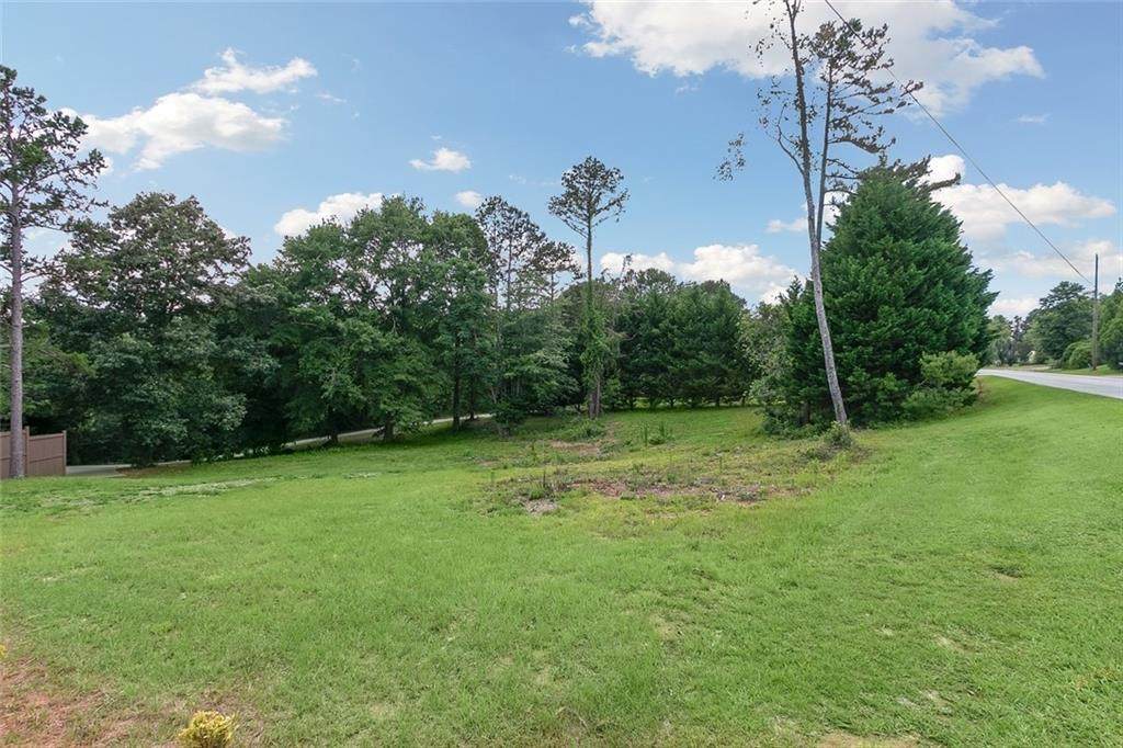 805 Windrush Lane - Photo 1