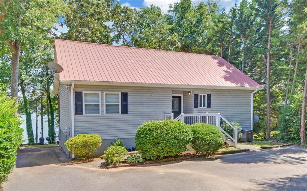 304 Raindrop Circle - Photo 1