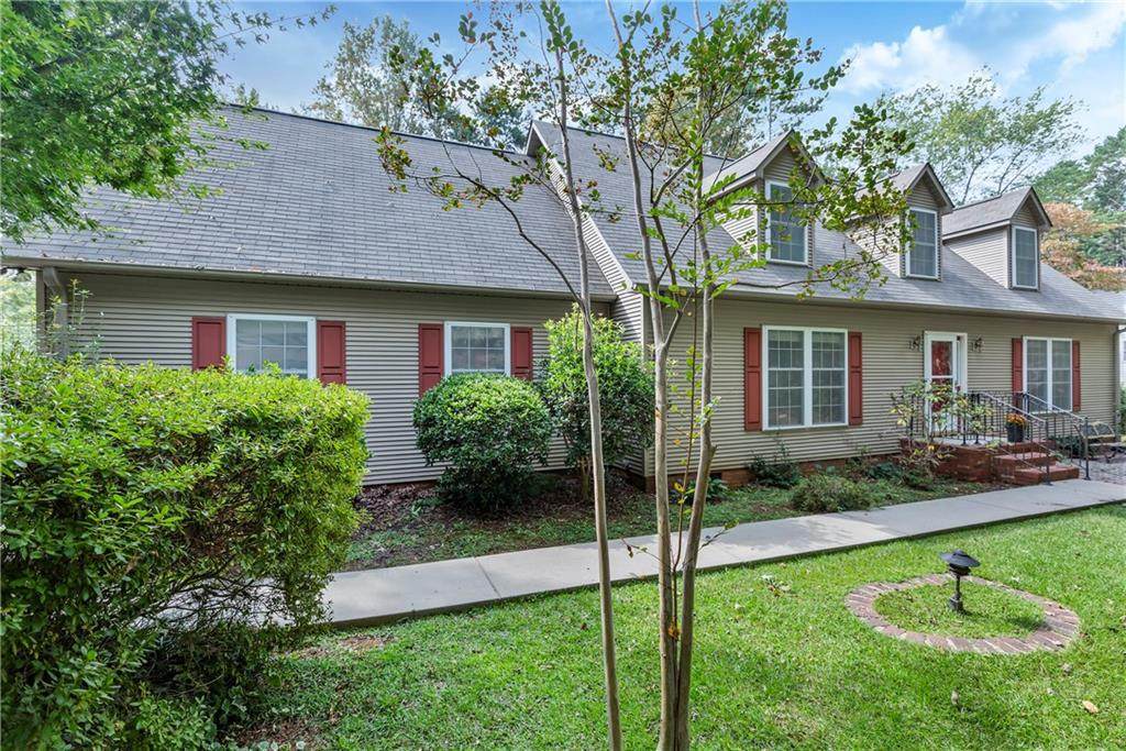 131 Kare Fre Boulevard - Photo 1
