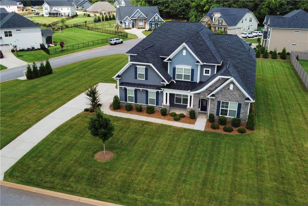 12 Lakeway Place - Photo 1