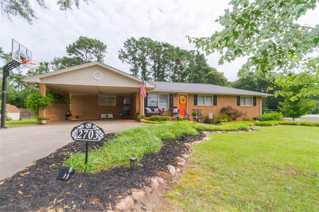 2703 Linmar Circle - Photo 1