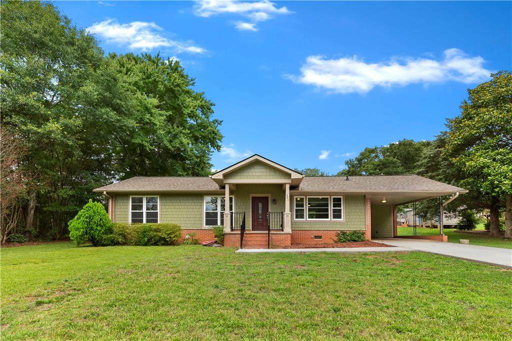 321 Circle Drive - Photo 1