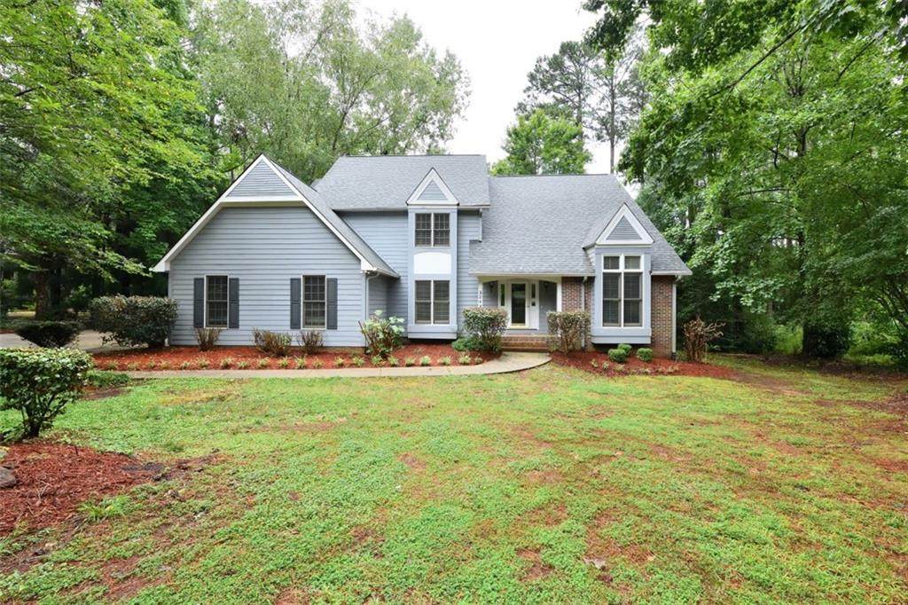 243 Stonehaven Way - Photo 1
