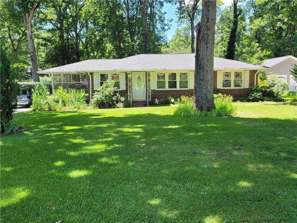 410 Elizabeth Drive - Photo 1