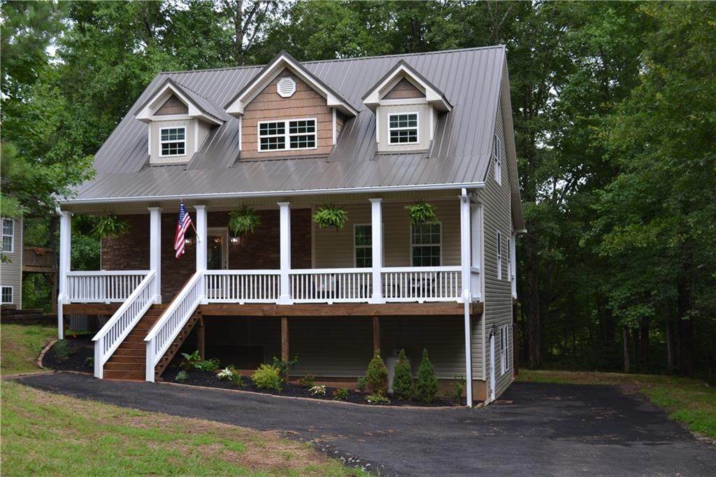 135 Lake Breeze Lane - Photo 1