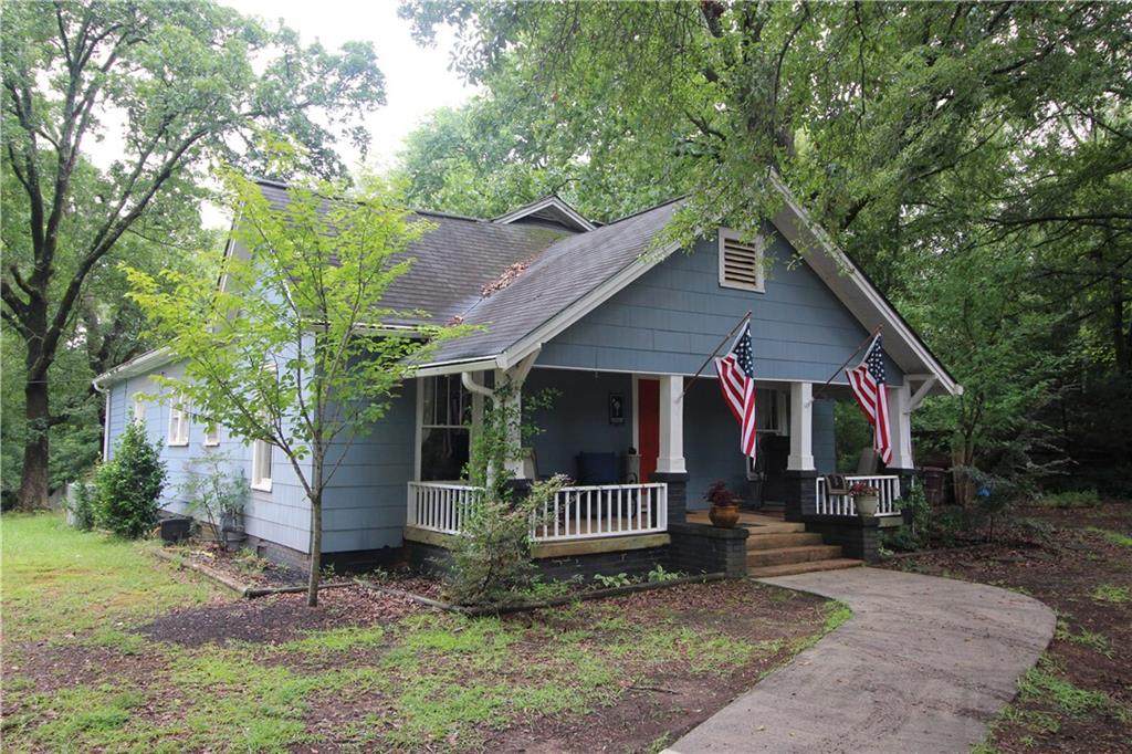 922 Cherry Street - Photo 1