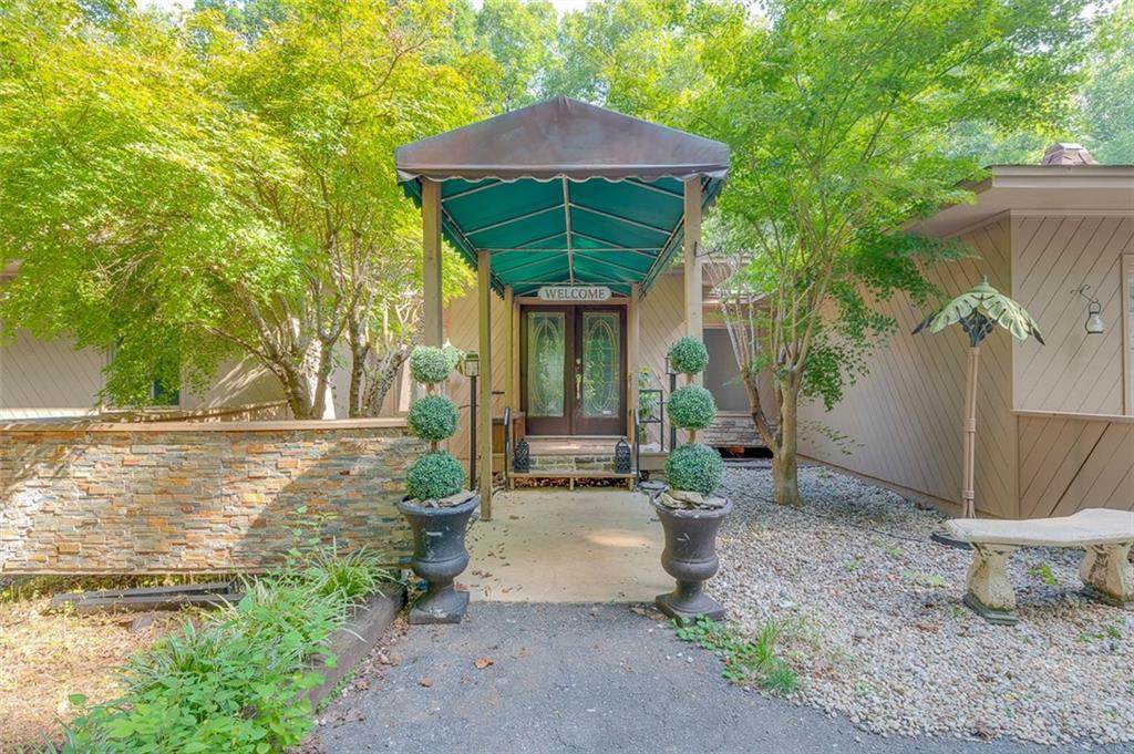 209 Stelling Drive - Photo 1