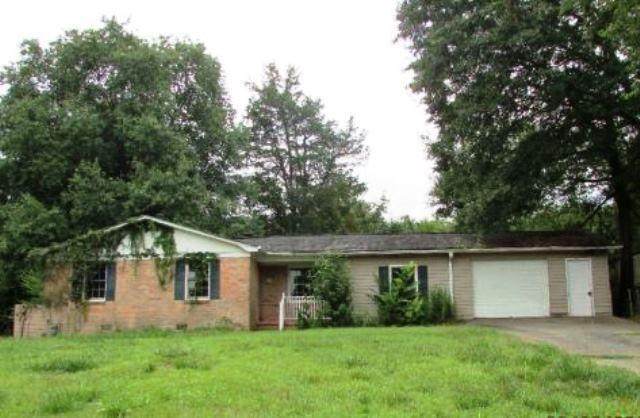 114 Roosevelt Drive - Photo 1
