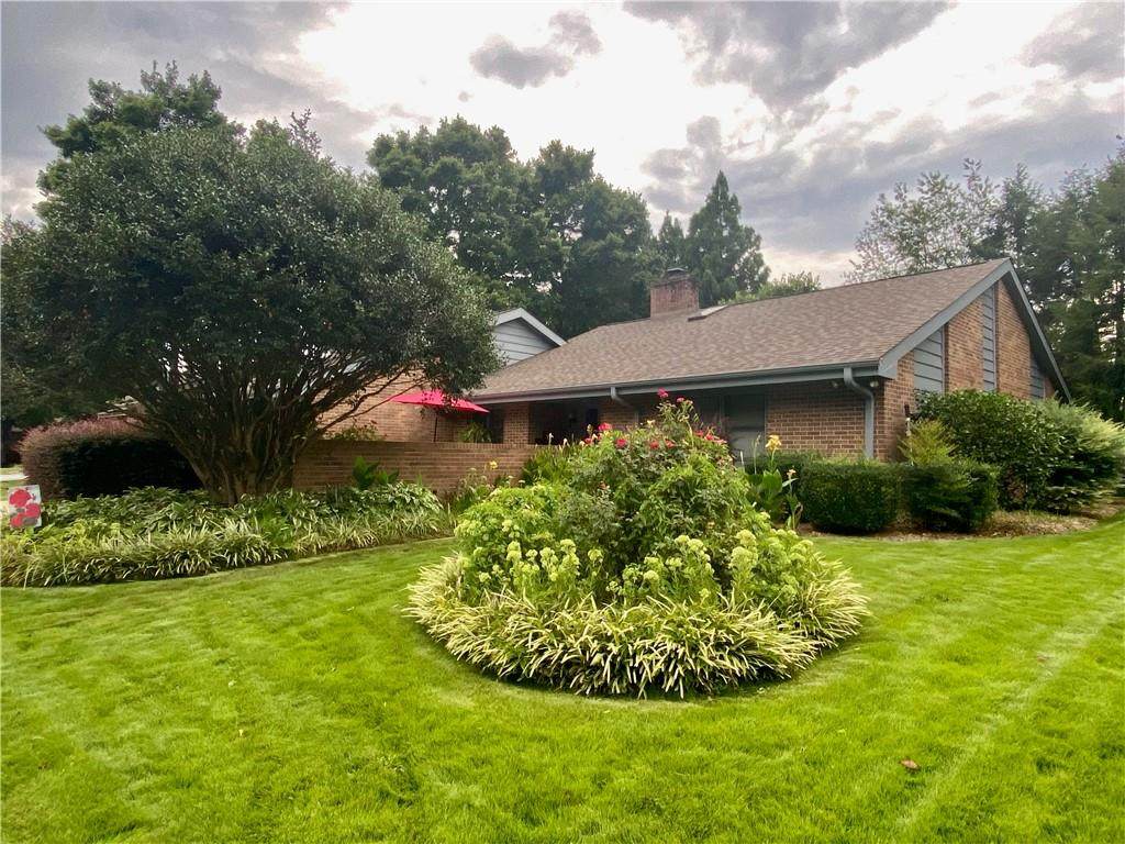 1019 Keystone Lane - Photo 1
