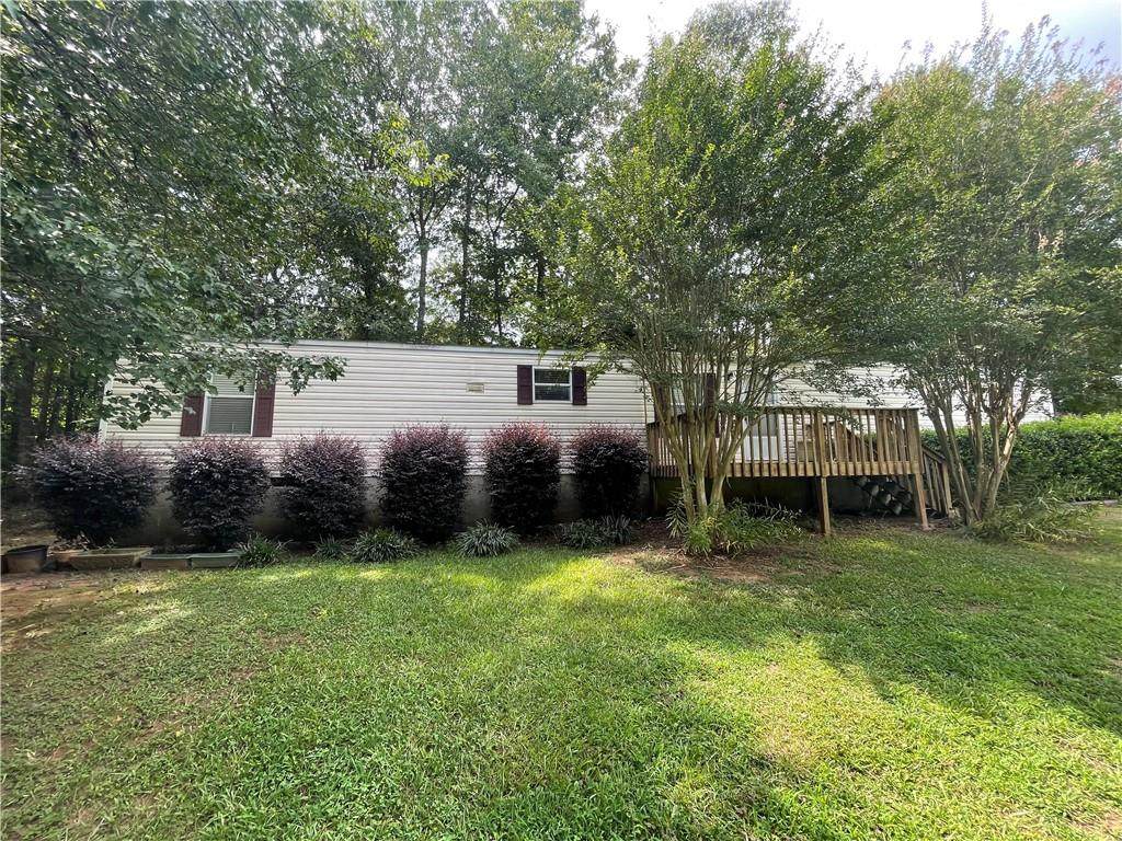 538 Chesswood Drive - Photo 1