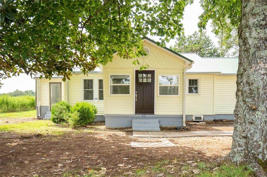 1061 Highway 59 - Photo 1