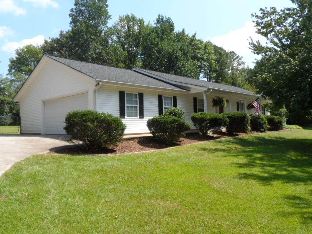 1004 Jody Drive - Photo 1