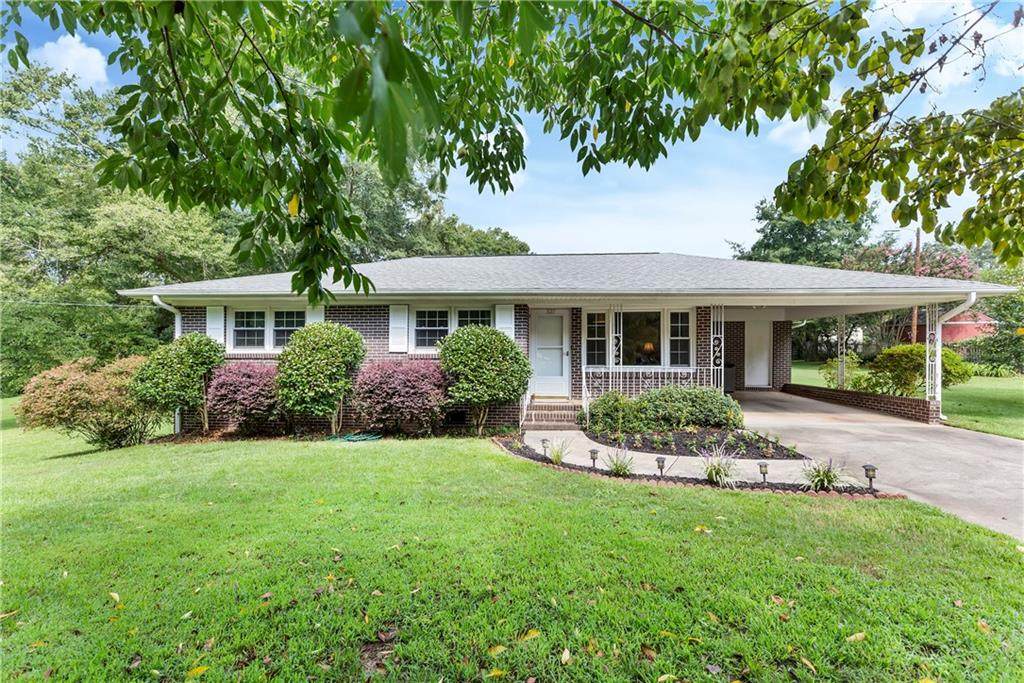 321 Buchanan Circle - Photo 1